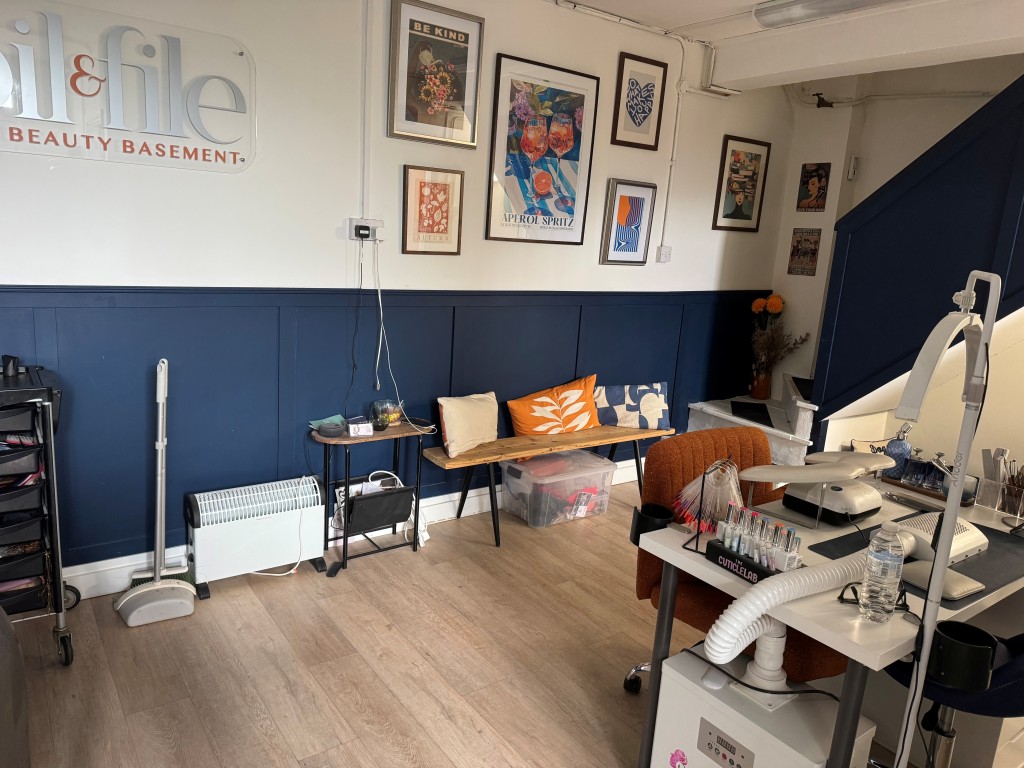 Lot: 89 - FREEHOLD FOUR STOREY MIXED COMMERCIAL AND RESIDENTIAL INVESTMENT - The Lower Ground Floor